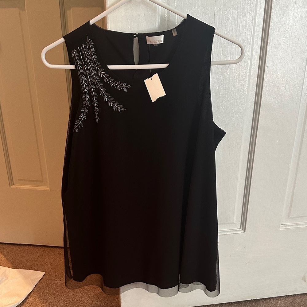 Ecru dressy black tank